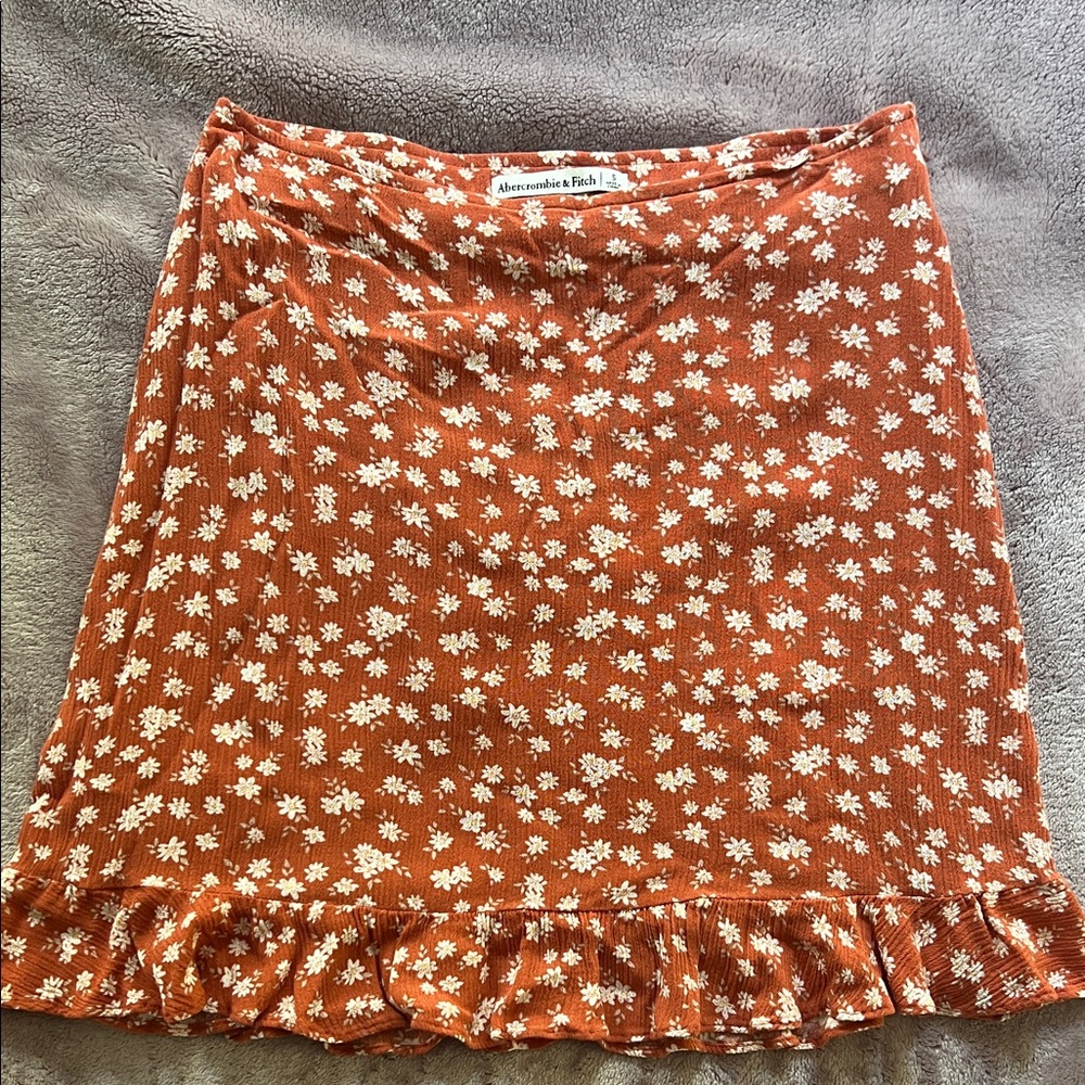 Abercrombie & Fitch Mini Skirt in Orange and White Floral
